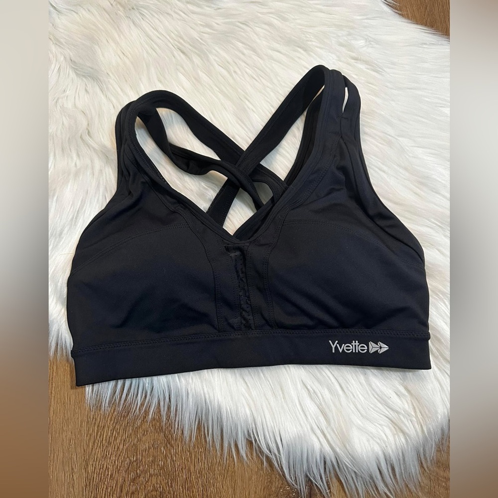 Yvette criss cross padded running bra size small +
